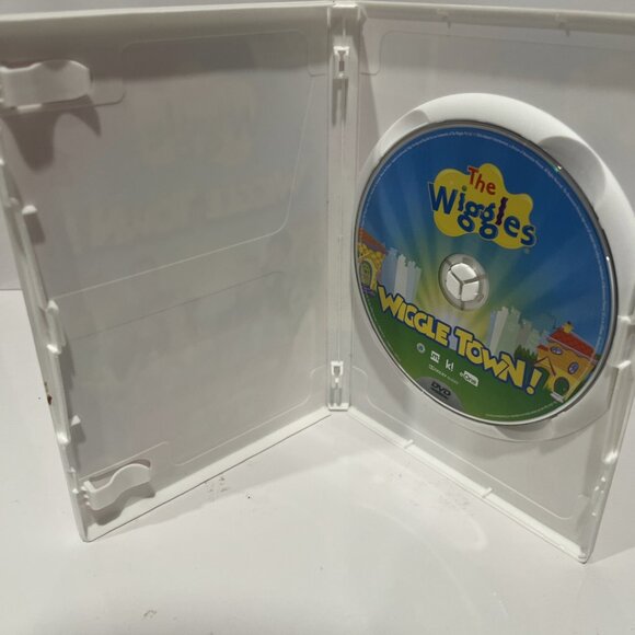 The Wiggles: Wiggle Town! (DVD, 2016) OOP HTF R1 Region 1 Kaboom! Children’s GUC - Picture 3 of 3